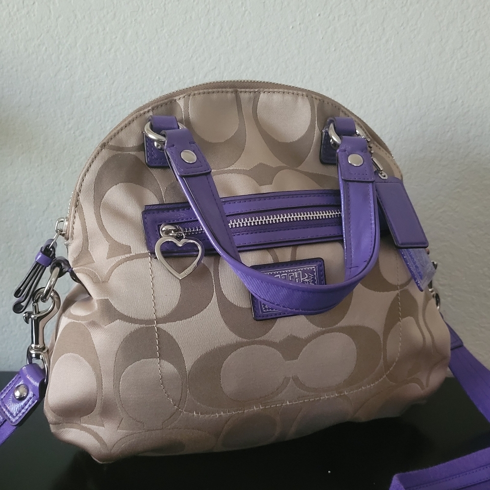Coach Poppy Signature C Crossbody Bag - Picture 11 of 15